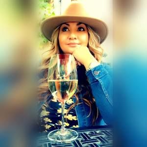 Meet your Posher, Trina